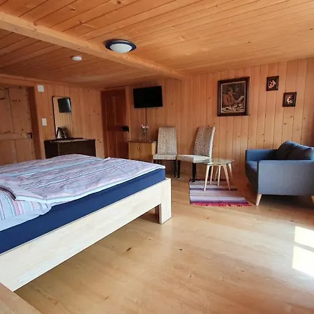 Adlerhorst - Im Niedersimmental Oey