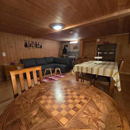 Adlerhorst - Im Niedersimmental