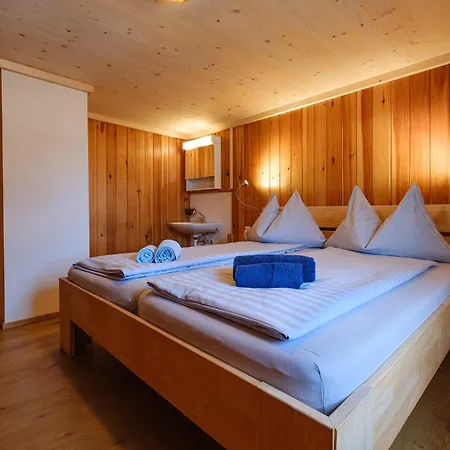 Adlerhorst - Im Niedersimmental Apartment *