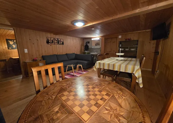 Adlerhorst - Im Niedersimmental